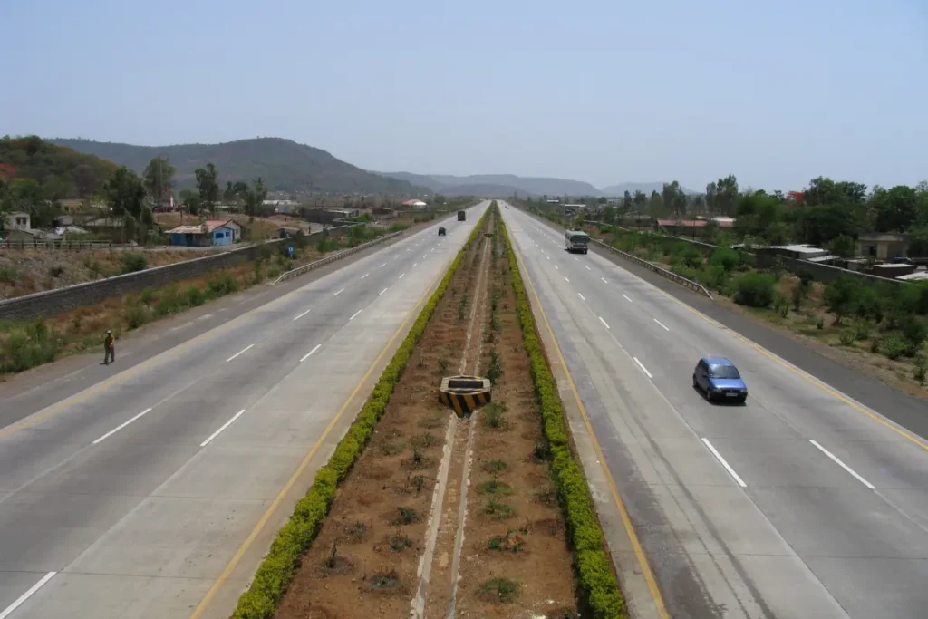 Mumbai Vadodara Expressway